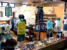 KIDS FASHION ありす内観